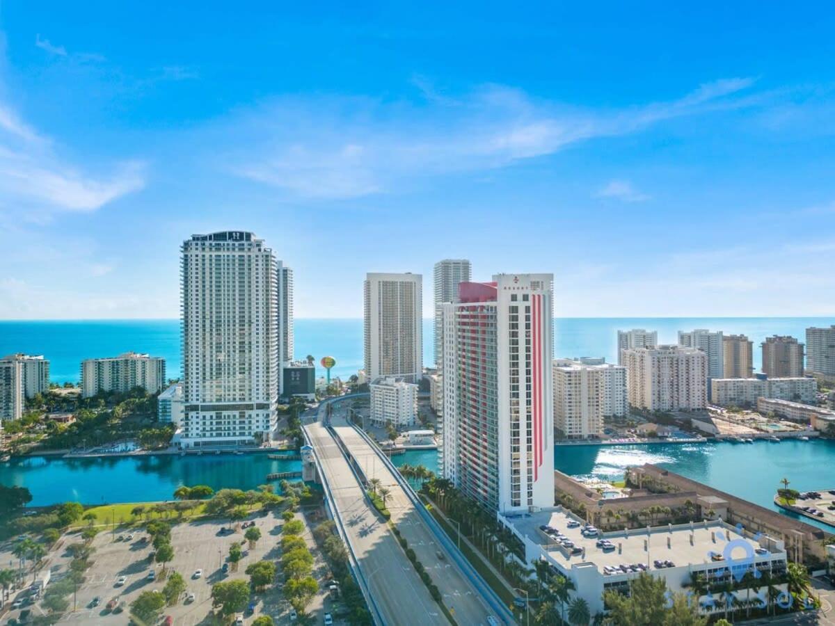 Infinite Views, Amazing Pool, Gym, Near Beach Hallandale Beach Esterno foto