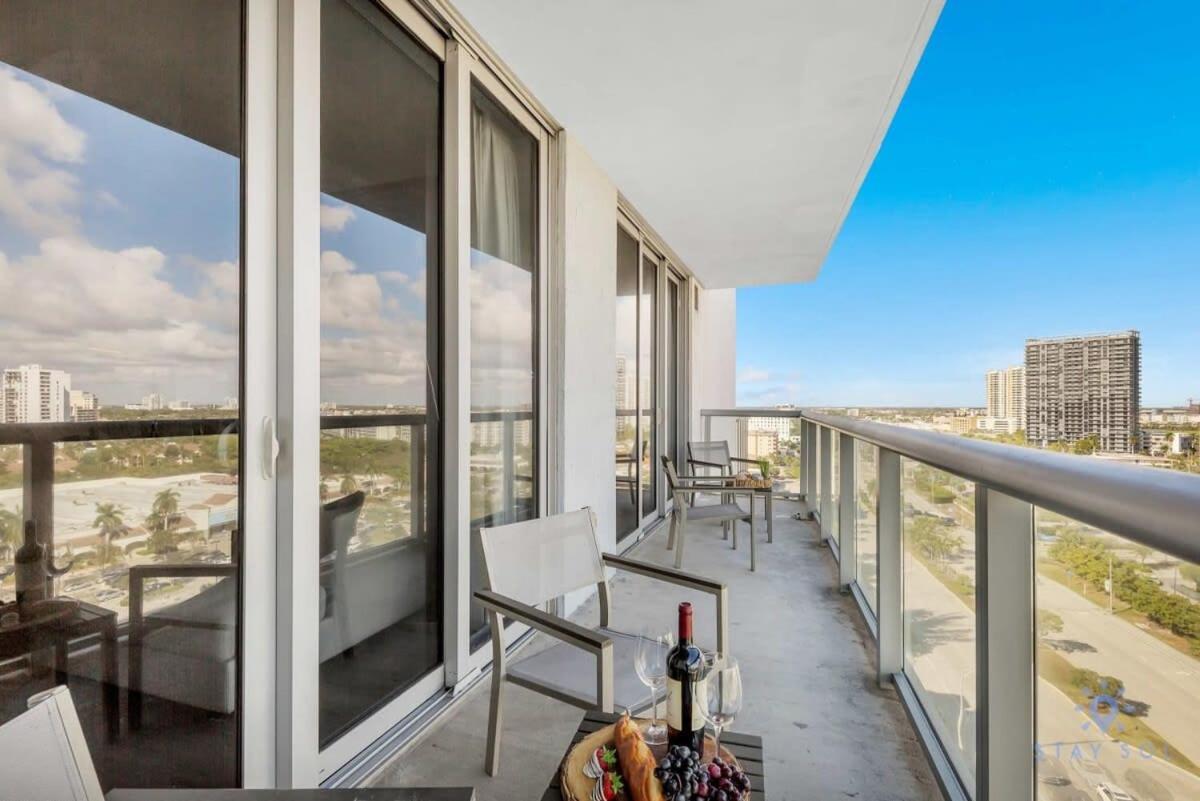 Infinite Views, Amazing Pool, Gym, Near Beach Hallandale Beach Esterno foto