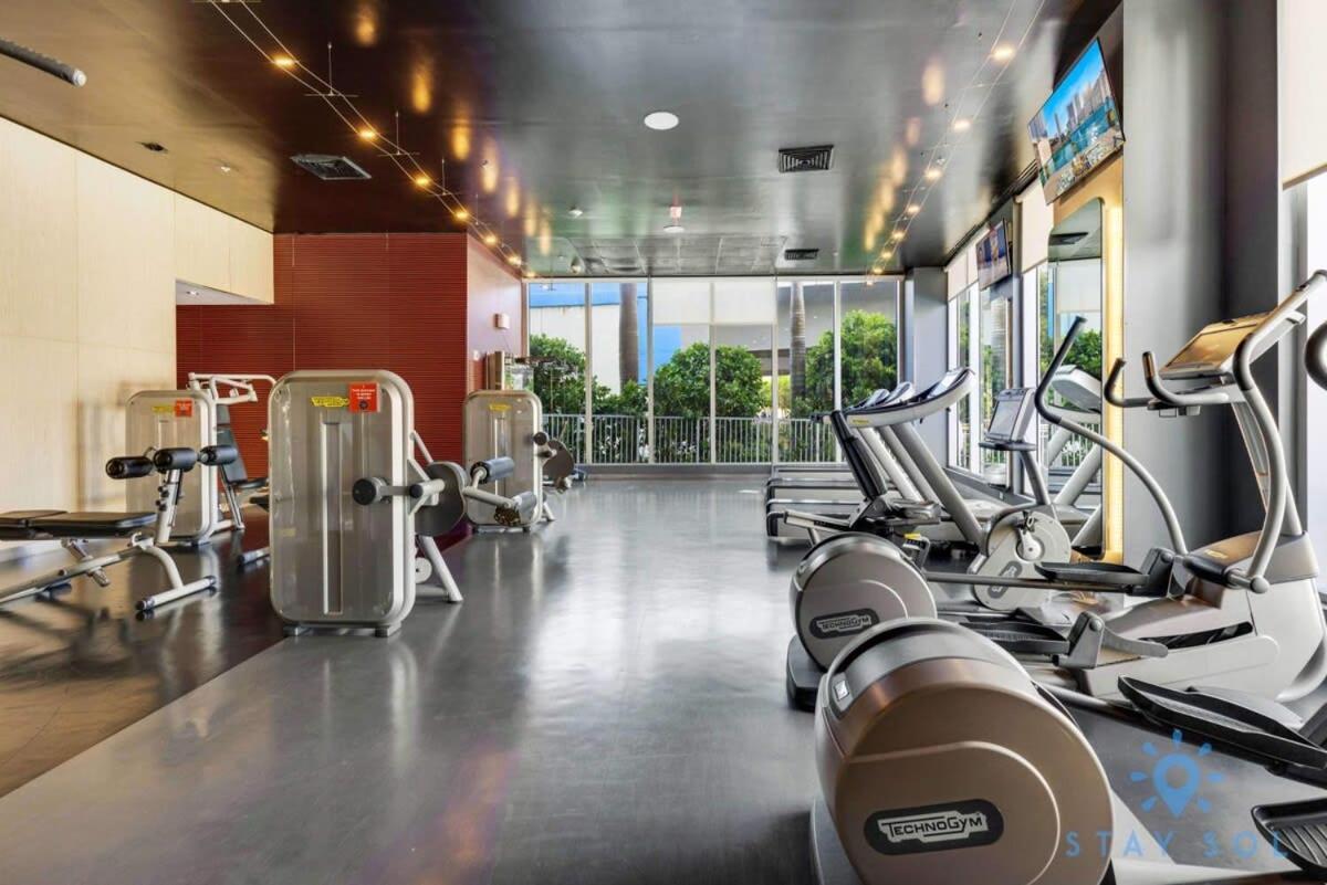 Infinite Views, Amazing Pool, Gym, Near Beach Hallandale Beach Esterno foto