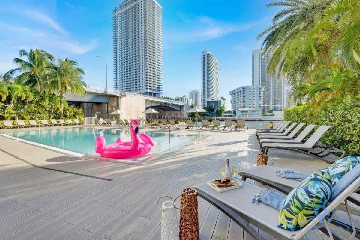 Infinite Views, Amazing Pool, Gym, Near Beach Hallandale Beach Esterno foto